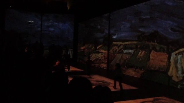 Выставка "Ван Гог. Ожившие полотна" смотреть онлайн