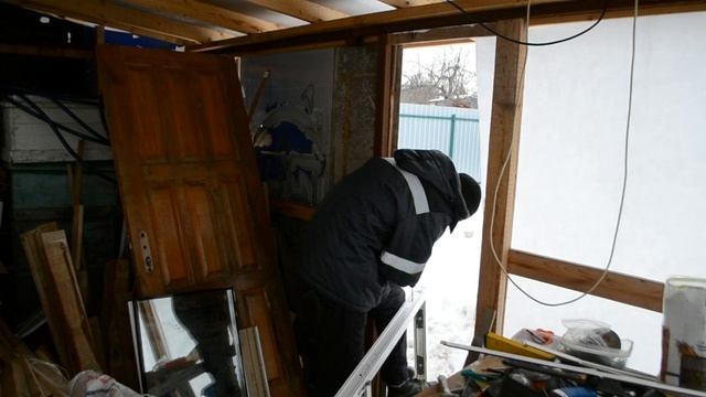 Вставить окно за 15 минут//готовлюсь к сезону// делаю курятник смотреть онлайн