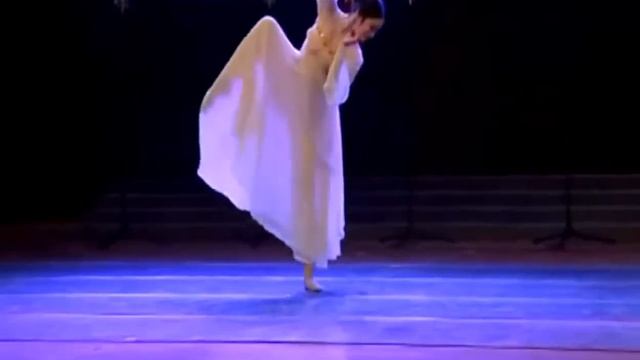 Chinese Classical Dance (Solo) смотреть онлайн