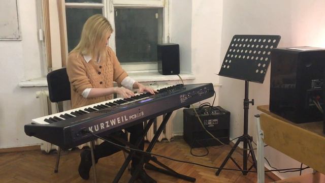 Елена занимается 2 года, исполняет модус Лаврова смотреть онлайн