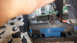 Аккумуляторная болгарка не включается ремонт.