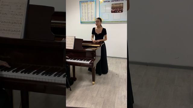 “Лесной олень” из к/ф “Ох,уж эта Настя!” Муз. Е.Крылатов Слова Ю. Энтин смотреть онлайн