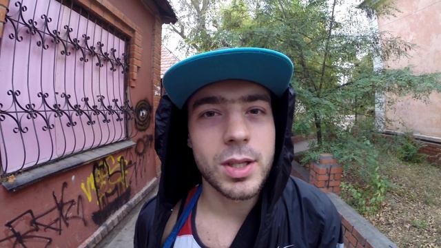 Первый в мире Сделал 7 Backflipov 360 на краю крыши на баланс смотреть онлайн