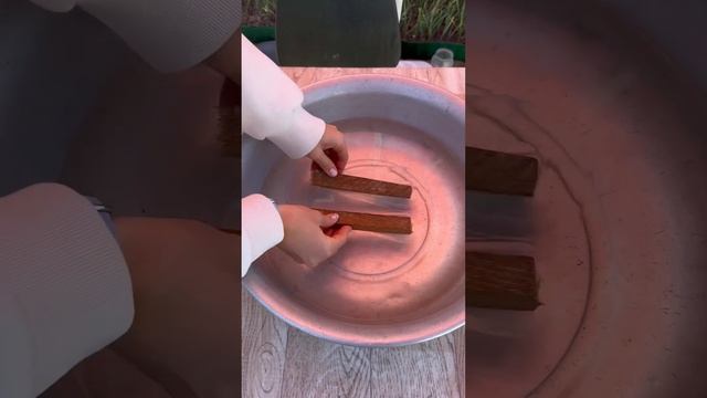 Как сделать так, чтобы одежда не пропахла костром? смотреть онлайн