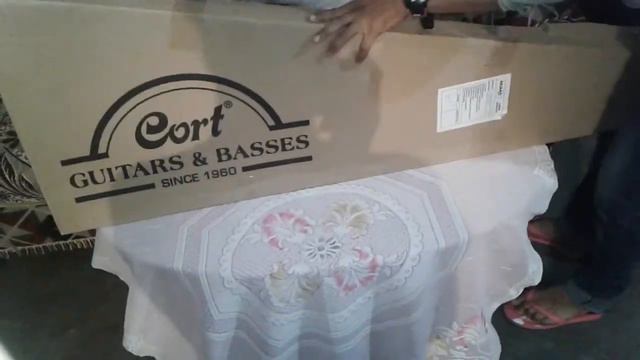 Cort bass action 5 unboxing смотреть онлайн