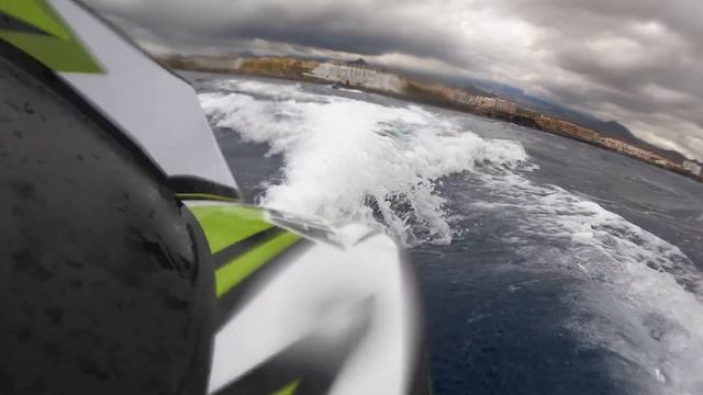 OCEANKARTS TENERIFE! Go-Karting in the Sea- FANTASTIC AQUAKARTS! смотреть онлайн