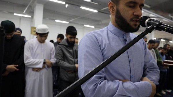 красивое чтение корана сура юсуф