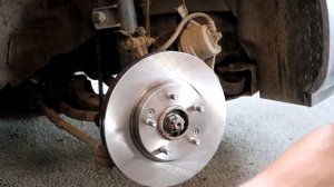 Замена передних тормозных дисков Киа Сид своими руками