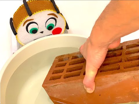 Впитывает ли кирпич воду? А так же строим дом из одного блока! смотреть онлайн