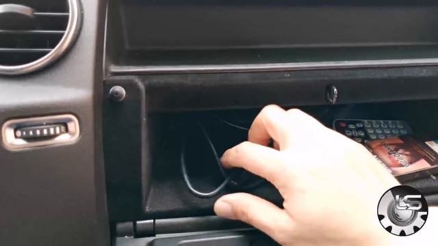 Новый монитор в Land Rover Discovery