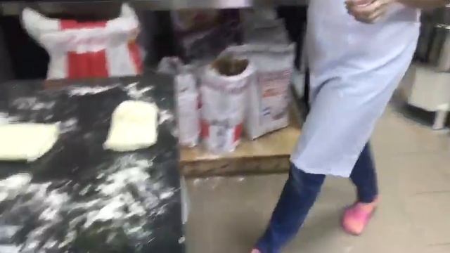 Формовка багета на расстойку смотреть онлайн