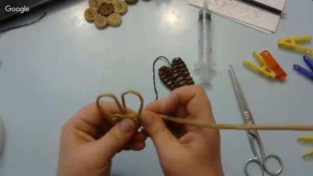 Сердце. Часть 8. Плетение елочных игрушек из газетных трубочек. Запись интенсива. смотреть онлайн