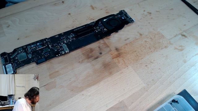 LIVE - Friday night! Party time with an A1466 Macbook Air with no power/boot смотреть онлайн