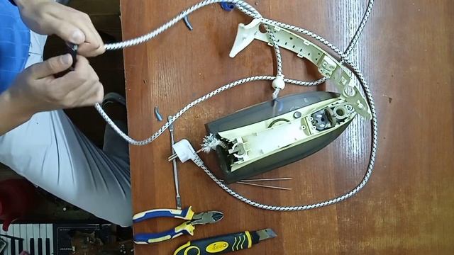 РЕМОНТ УТЮГА VITEK VT-1201 / VITEK DAZMOLINI TUZATISH смотреть онлайн