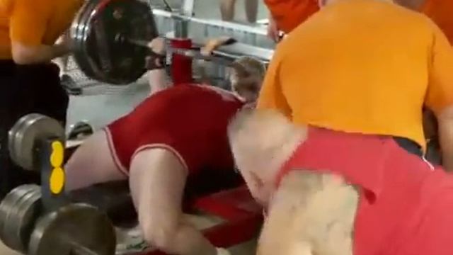 BENCH PRESS - Becca Swanson 272,5kg (601lbs) смотреть онлайн
