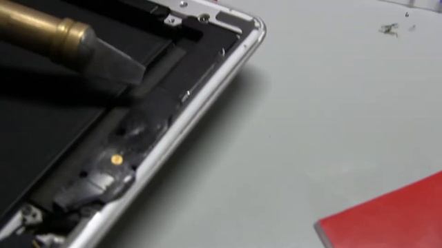 Заглянем внутрь iPad2. Ремонт планшетов в Украине смотреть онлайн