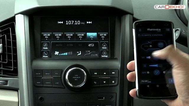 How To Use Mahindra's Blue Sense Application In Mahindra XUV500 | CarDekho.com