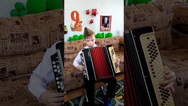 Дмитрий Колупаев ("Смуглянка") смотреть онлайн