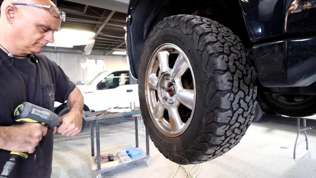 Wheel Bearing Noise~~Don't Make This Mistake~~QUICK TUTORIAL смотреть онлайн