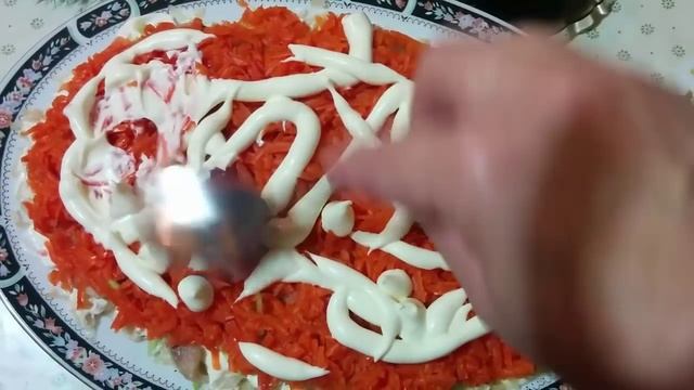 Салат Шуба. Новогодний салат «Селедка под шубой» смотреть онлайн