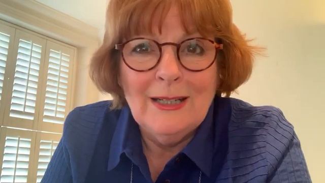 Actor Brenda Blethyn sends her wishes and thanks to our hospital heroes at RUH Bath смотреть онлайн