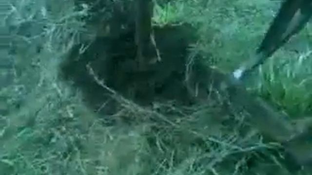 Бурение ям на самодельном тракторе смотреть онлайн