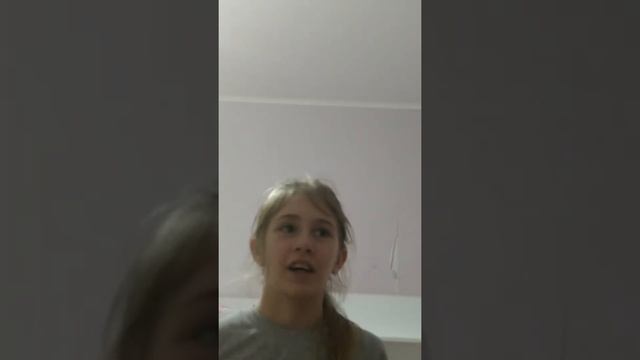 Весёлый танец под хорошее настроение, но... смотреть онлайн