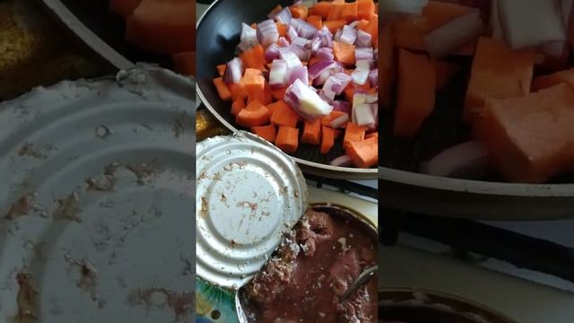 Лучшая тушенка, которую я когда либо вскрывал. смотреть онлайн