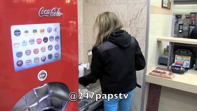Cara Delevingne enjoying a nice Midnight run to McDonalds in NYC смотреть онлайн