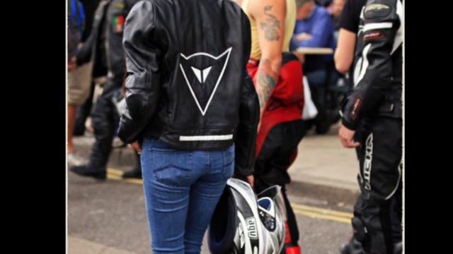 Leather Milfs смотреть онлайн