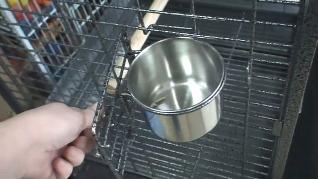 Клетка для крупных попугаев. смотреть онлайн