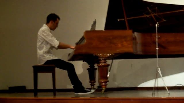 Chopin waltz op 64 no 2 R.Dyens Tango en skai смотреть онлайн