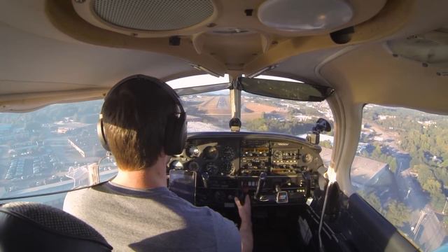 Getting Your Private Pilot's License // Full Process Start to Finish смотреть онлайн