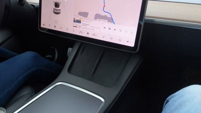 Tesla Model 3 Performance 2021 vs Tesla Model 3 Long Range 2020 - WHAT IS NEW ?! смотреть онлайн