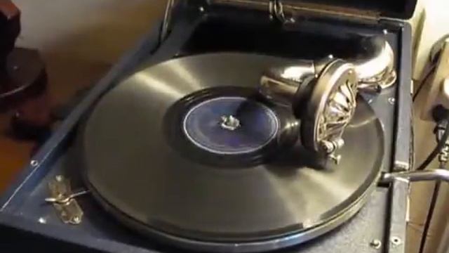 "АЛЛИЛУЙЯ" (Винсет Юманс), оркестр "АМА-джаз" А.Цфасмана, 1928г. смотреть онлайн