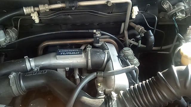 KAPASITAS OLIE MESIN MOBIL PANTHER 2.3, 2.5 смотреть онлайн