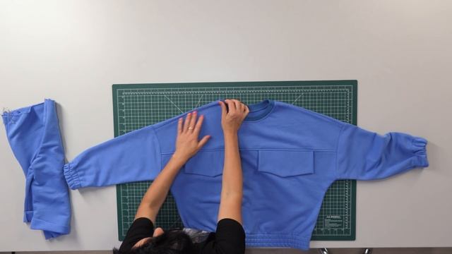 Свободный костюм из футера своими руками. Обзор готового изделия — свитшот и модные шорты-бермуды.