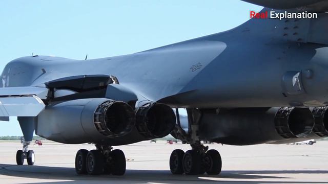 Iran Shocked!! U.S. B-1B Lancer Bomber Takes Off at Full Throttle Into the Red Sea смотреть онлайн