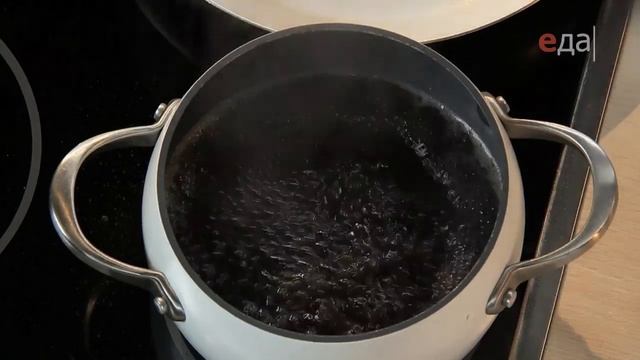 Стейк из индейки с чечевицей и томатным соусом смотреть онлайн