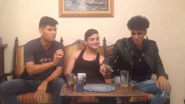 Trivia de comiquitas (HELP ME) смотреть онлайн