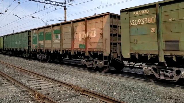 Электровозы и товарные поезда смотреть онлайн