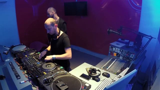 Gruia b2b Viorel Dragu - Live At Ibiza Global Radio - 13-05-2015 смотреть онлайн