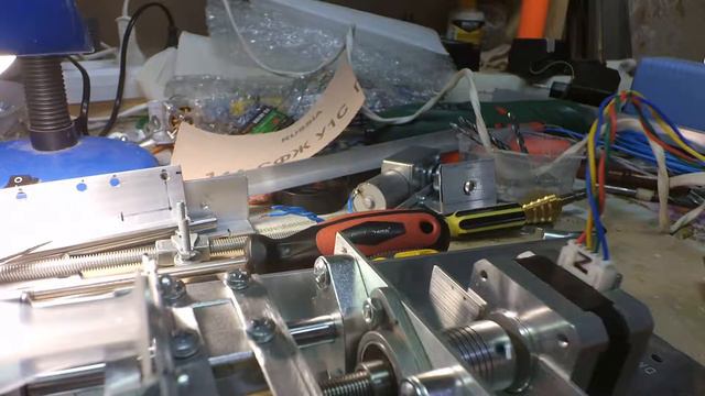 Копия видео "Тесты изменения блока управления и механики автоподачи смазки" смотреть онлайн