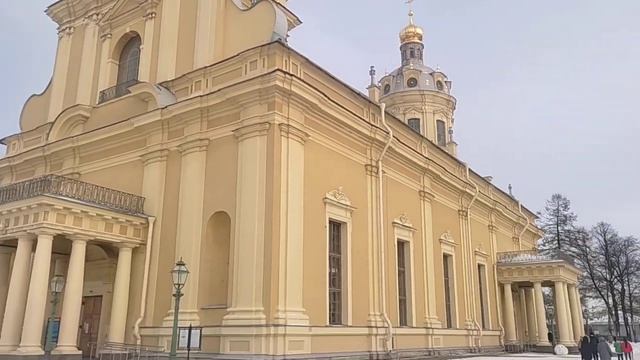 Внутри Петропавловской крепости Санкт-Петербурга смотреть онлайн