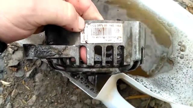 Мойка щелочным составом крышек генератора. смотреть онлайн