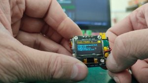 электронная шпаргалка с wi-fi