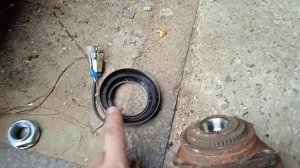 Замена передней ступицы подшипника Шевроле эпика.