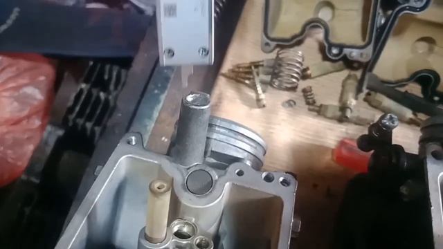 XJ900 CARBURETOR OVERHAUL смотреть онлайн