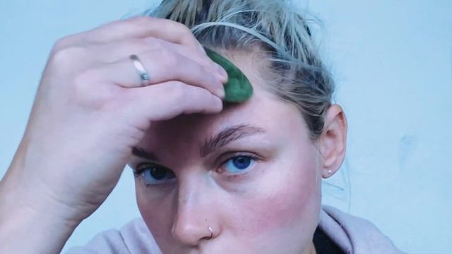 Массаж лица скребком ГУАША. Скребок гуаша. Массаж гуаша