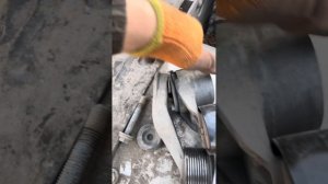 Замена натяжного ролика Вольво FH d13